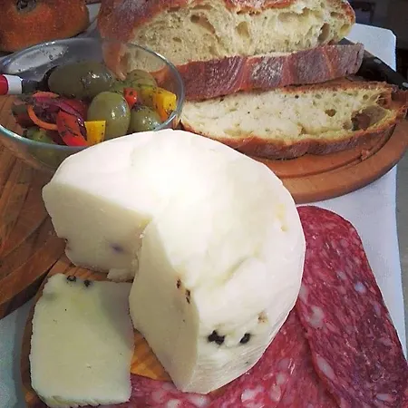Della Posta Vecchia Couette-café 3*