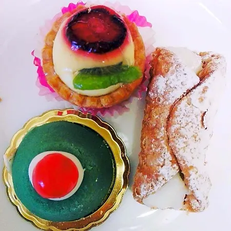 Della Posta Vecchia Couette-café 3*