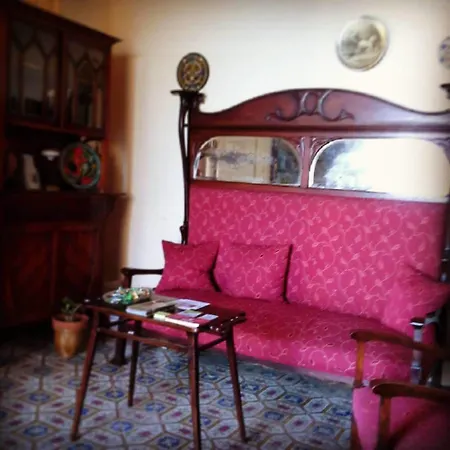 Della Posta Vecchia Bed & Breakfast 3*