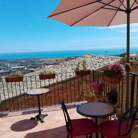 Della Posta Vecchia Bed & Breakfast