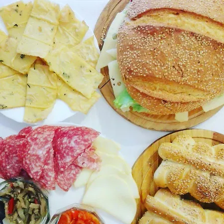 Della Posta Vecchia Bed & Breakfast